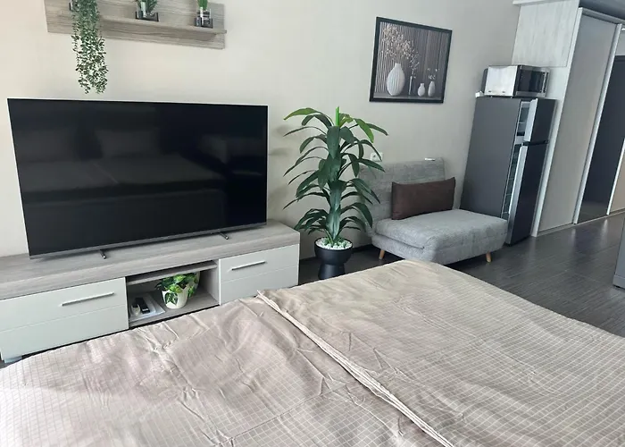 Lovely With Sea View Grand